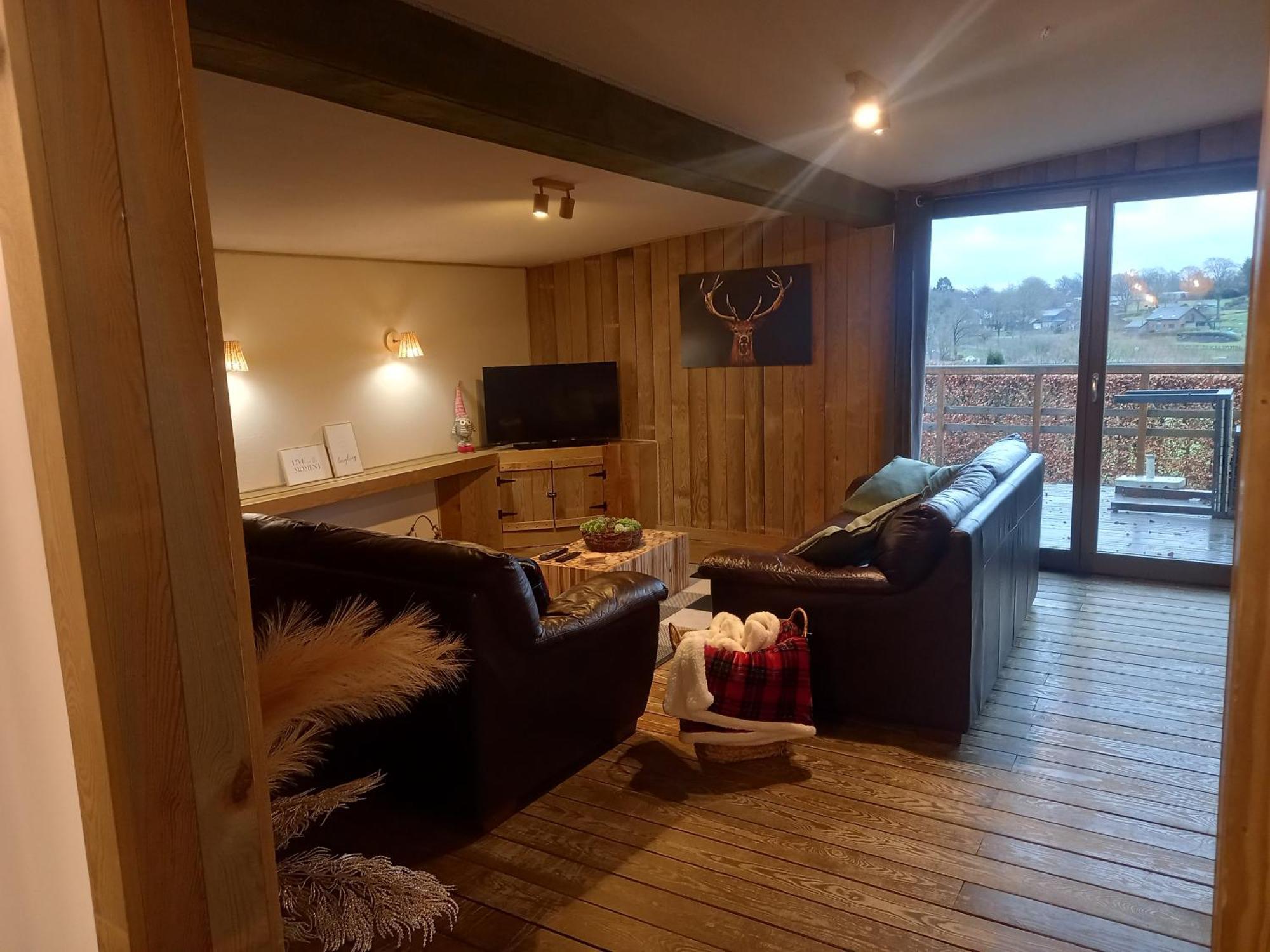 Villa Le Chalet Du Lac à Robertville Extérieur photo